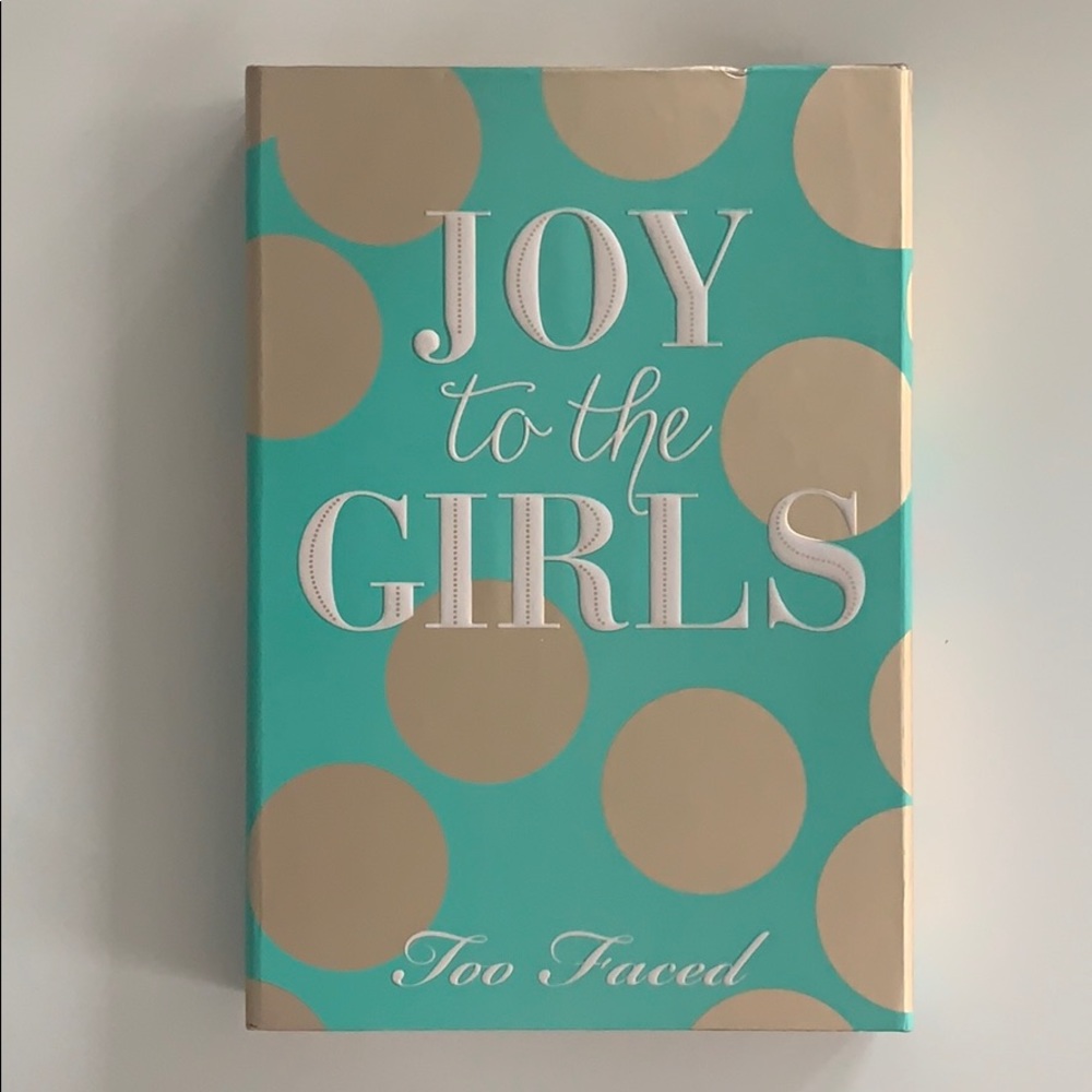 Too Faced “Joy to the Girls” Holiday Palette